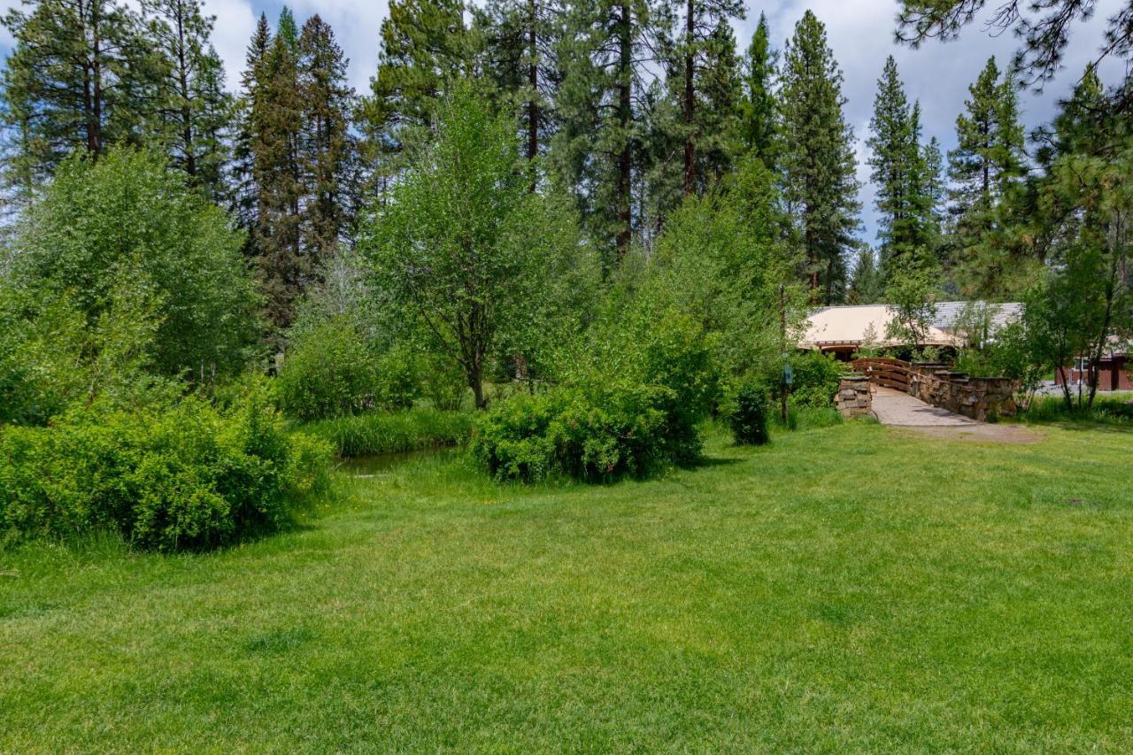 Lake Creek Lodge Camp Sherman Exterior photo