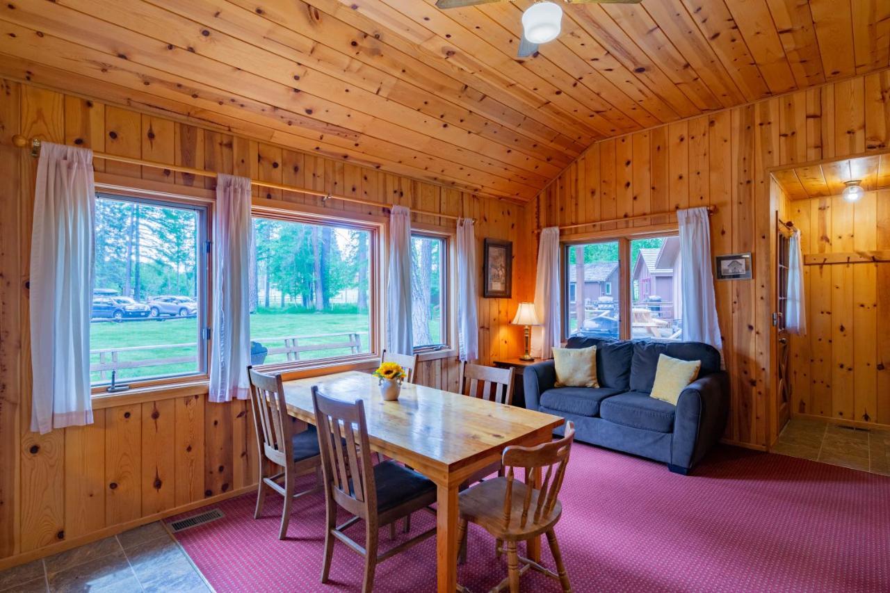 Lake Creek Lodge Camp Sherman Exterior photo